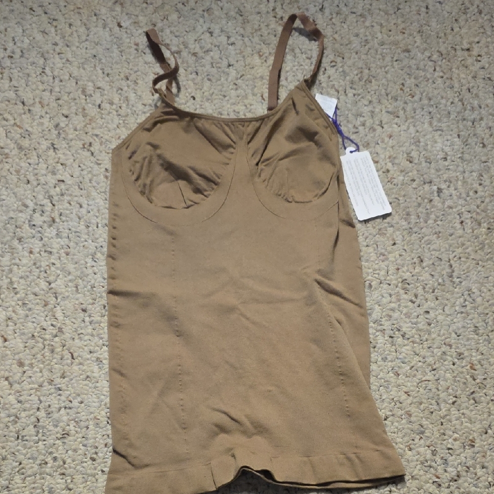 Yitty Nearly Naked Shaping Tan Camisole NWT M/L